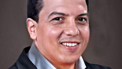 الكاتب الصحفي وائل شفيق