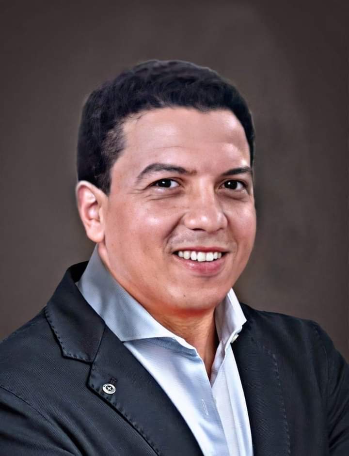الكاتب الصحفي وائل شفيق