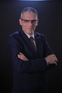 دكتور أحمد عادل منصور