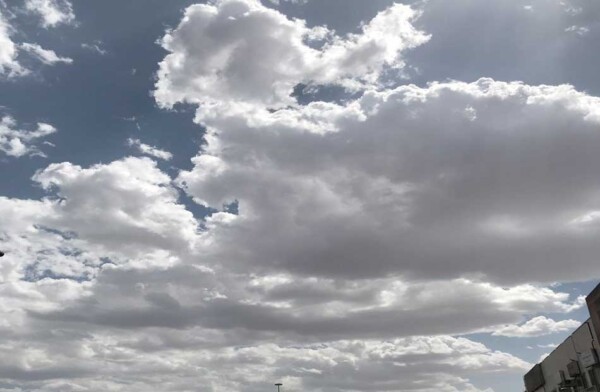 طقس عاصف يجتاح أوروبا ويؤدي لإلغاء رحلات الطيران