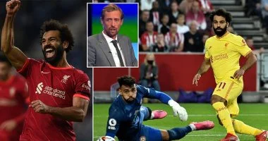 بيتر كراوتش: محمد صلاح يدفع ثمن رحيل أرنولد وسيعود للتألق مع ليفربول