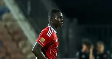 الأهلي يبدأ البحث عن بديل أليو ديانج لتعويض رحيله المتوقع