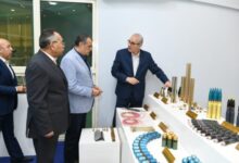 وزير الإنتاج الحربي يزور أبو زعبل وينقل توجيهات التطوير