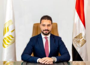 سراج عبد الفتاح رئيس مجموعة تطوير الأعمال والمبيعات بالبنك الزراعي المصري 