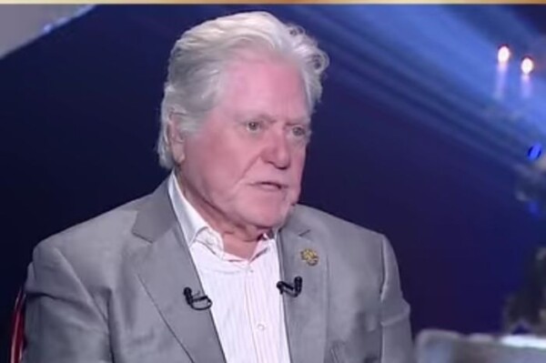 حسين فهمي: نؤدي دورًا محوريًا في ترميم الأفلام داخل مهرجان القاهرة السينمائي