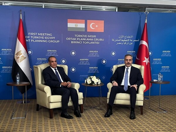 وزير خارجية تركيا: متفقون مع الموقف المصري والعربي بشأن وقف العنف في السودان