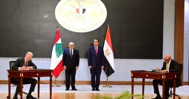 رئيسا وزراء مصر ولبنان يشهدان توقيع عدد من مذكرات التفاهم بين البلدين