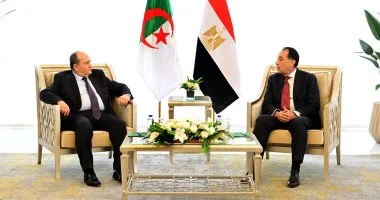 رئيس الوزراء ونظيره الجزائرى يترأسان منتدى الأعمال المشترك بين البلدين