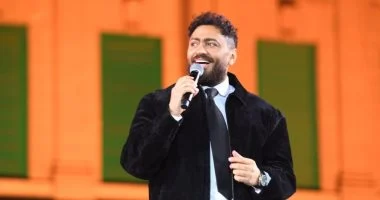 تامر حسنى يشكر راعى مصر فى ختام حفل عابدين