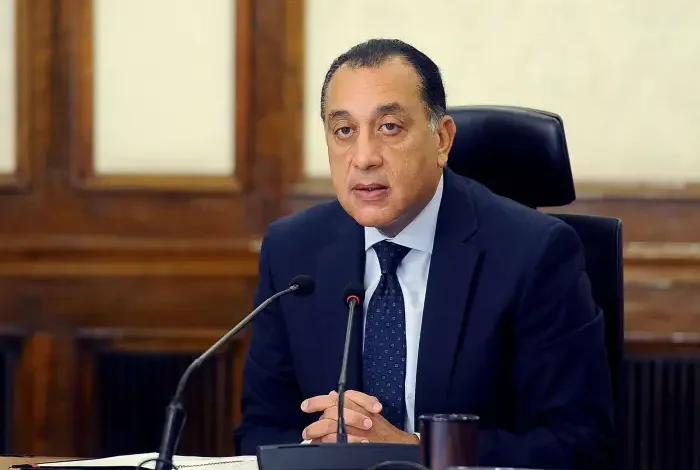 رئيس الوزراء يتابع خطط تطوير السياحة المصرية مع اللجنة الاستشارية