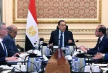 رئيس الوزراء يتابع الجهود الحكومية لتوفير المنتجات البترولية وتعزيز المخزون