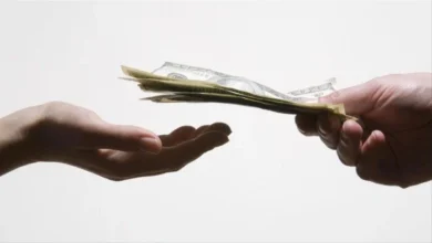 هل يجوز إخراج الزكاة للأقارب؟.. «الإفتاء» تُجيب